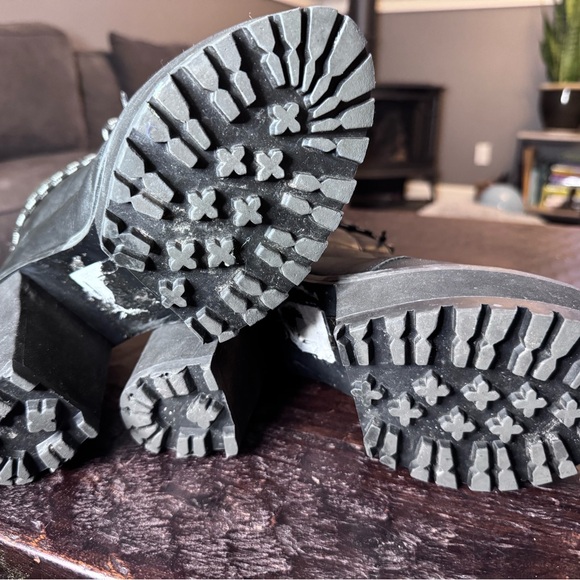 Shellys London Black Heeled Boots - Picture 8 of 8